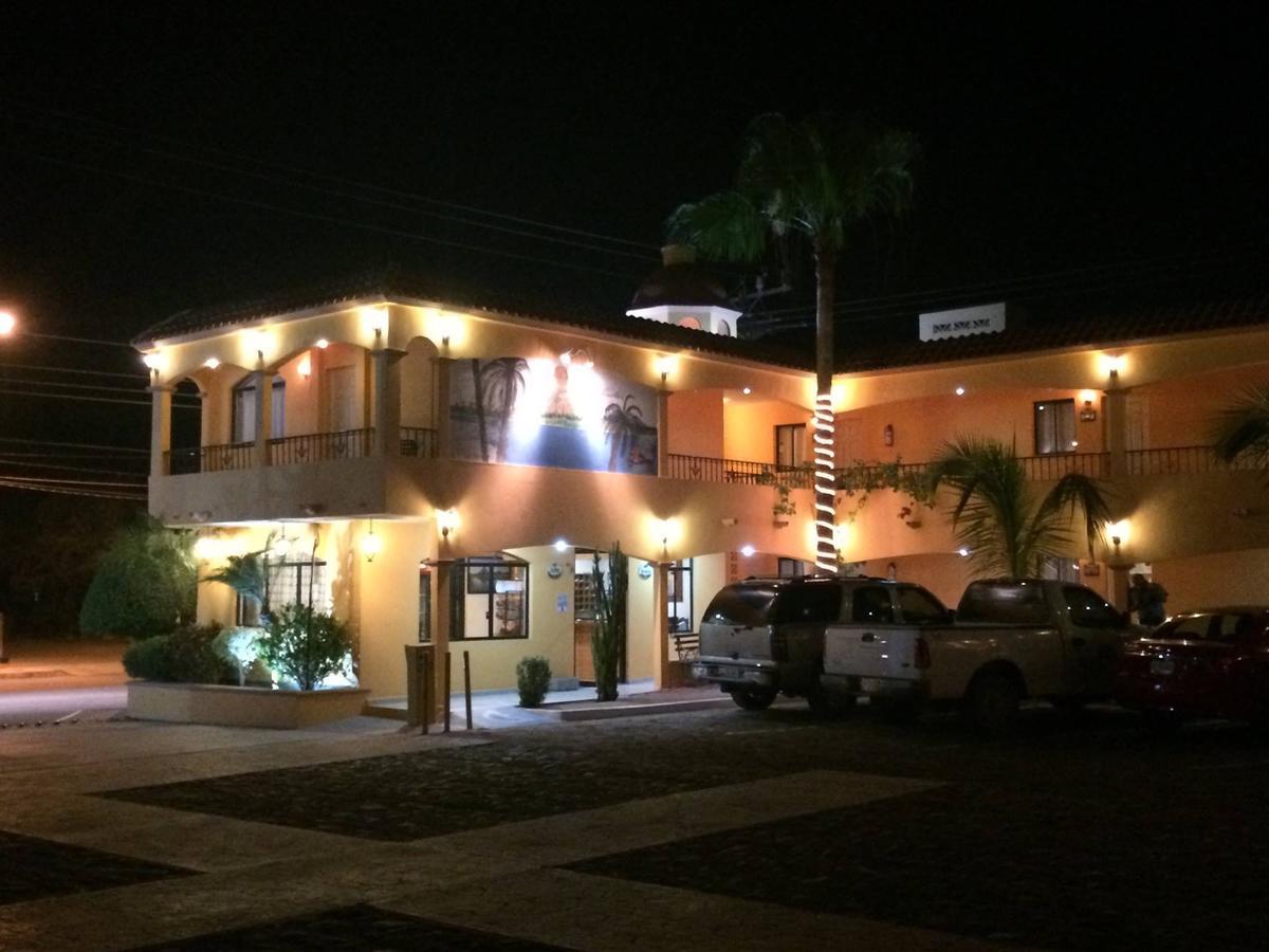 Hotel Posadas Del Ryal Ciudad Constitución エクステリア 写真