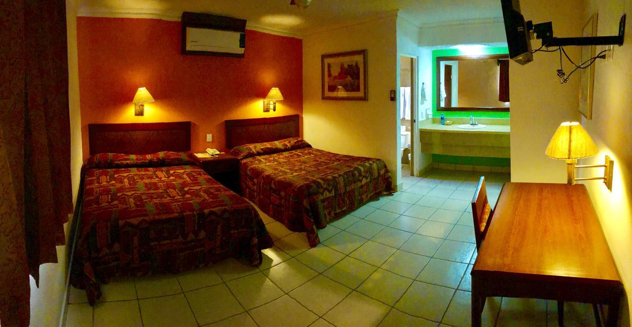 Hotel Posadas Del Ryal Ciudad Constitución エクステリア 写真